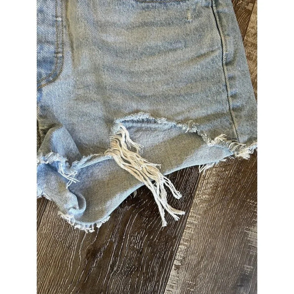 LEVI'S 501 Original Shorts Booty Short Women’s Sz W29 Premium - Picture 6 of 12